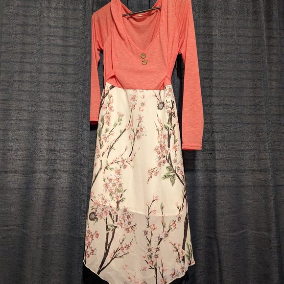 Soft pink and white cherry blossom dress - Picture 1 of 1